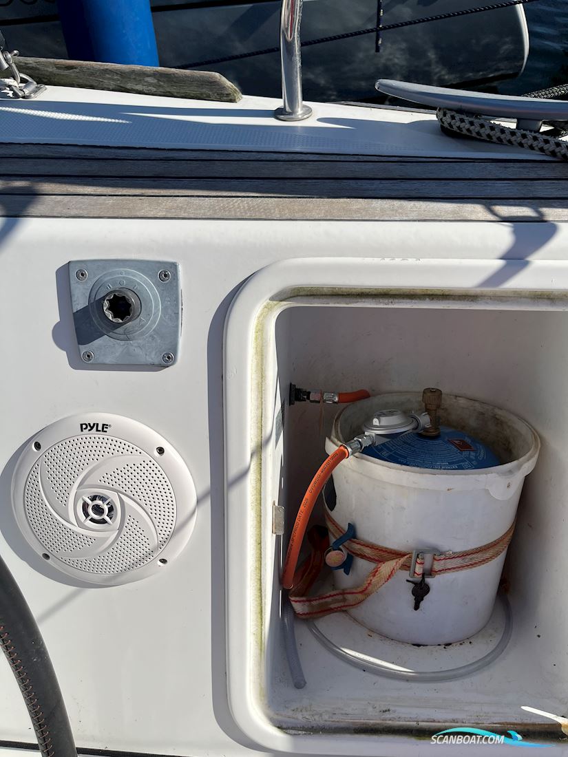 Beneteau First 34.7