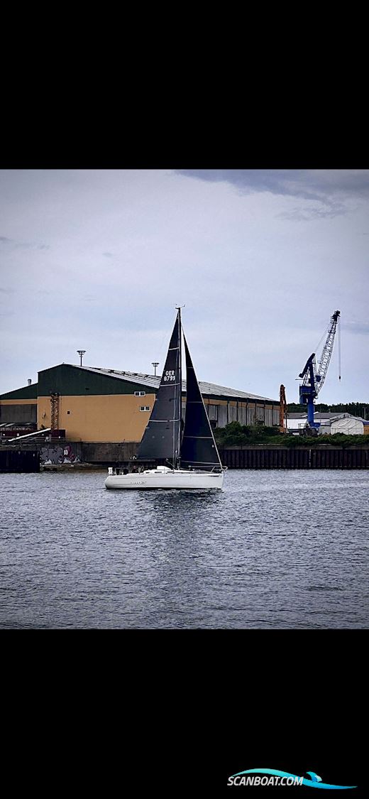 Beneteau First 34.7