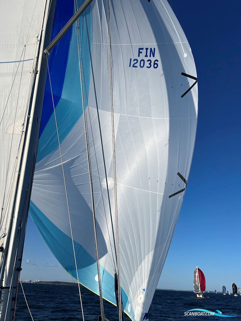 Beneteau First 35