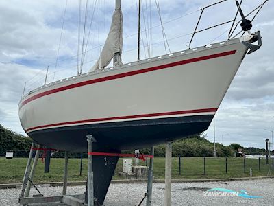 Beneteau First 35 Sejlbåd 1981, med Perkins motor, England