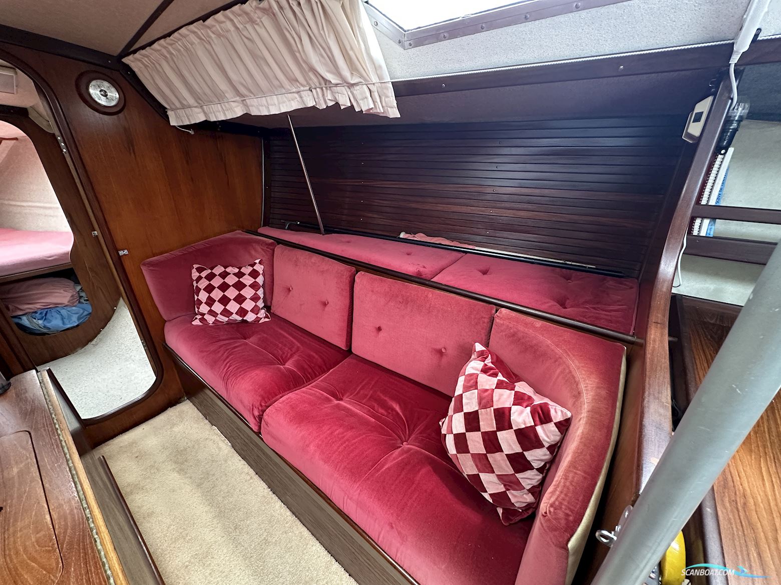 Beneteau First 35