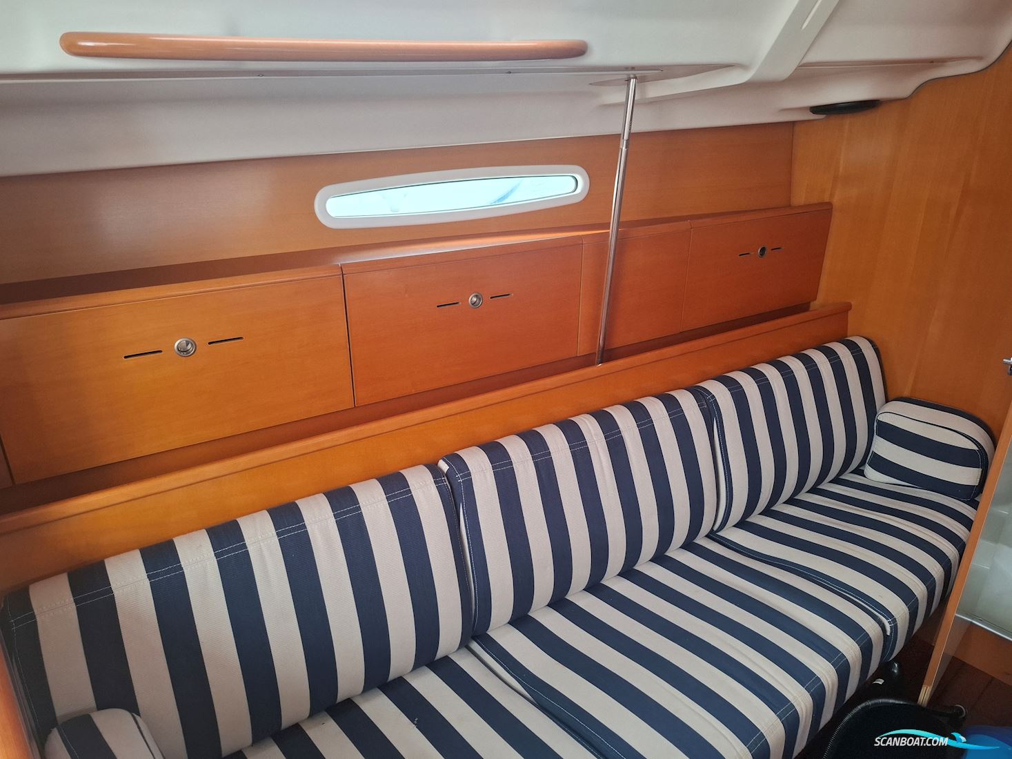 Beneteau First 36.7