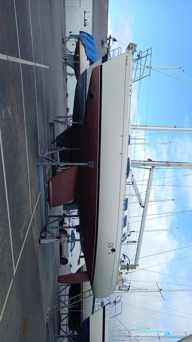 Beneteau First 38s5