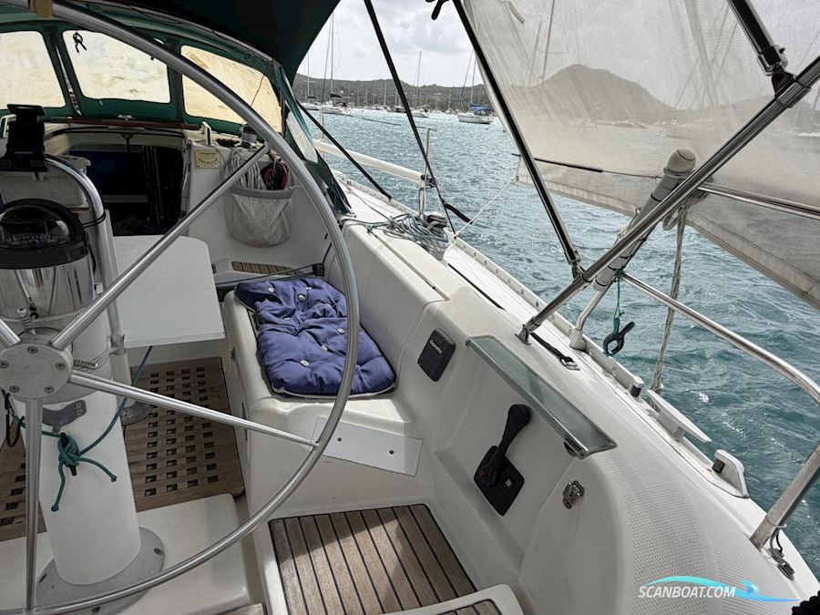 Beneteau First 38s5