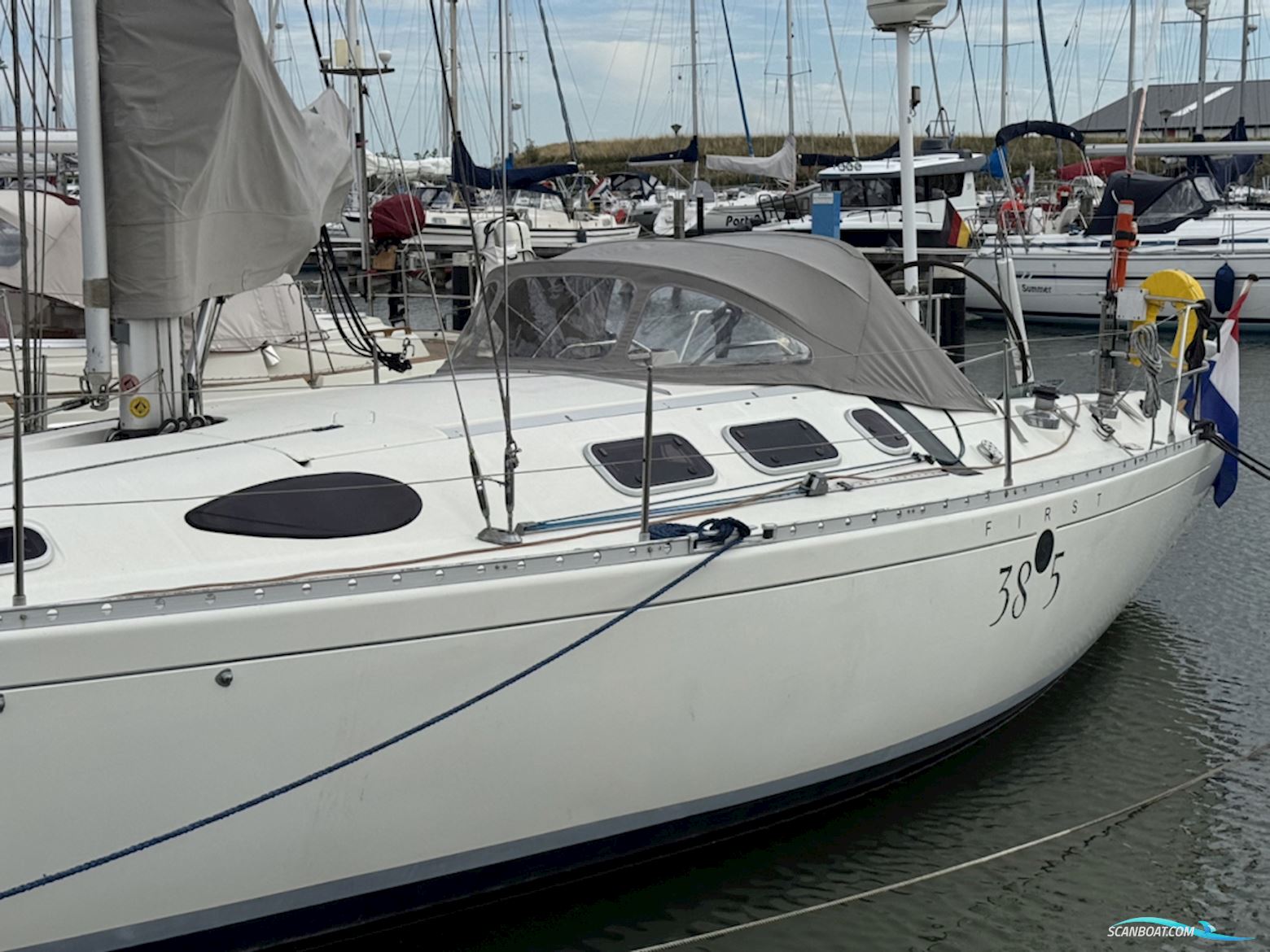 Beneteau First 38s5
