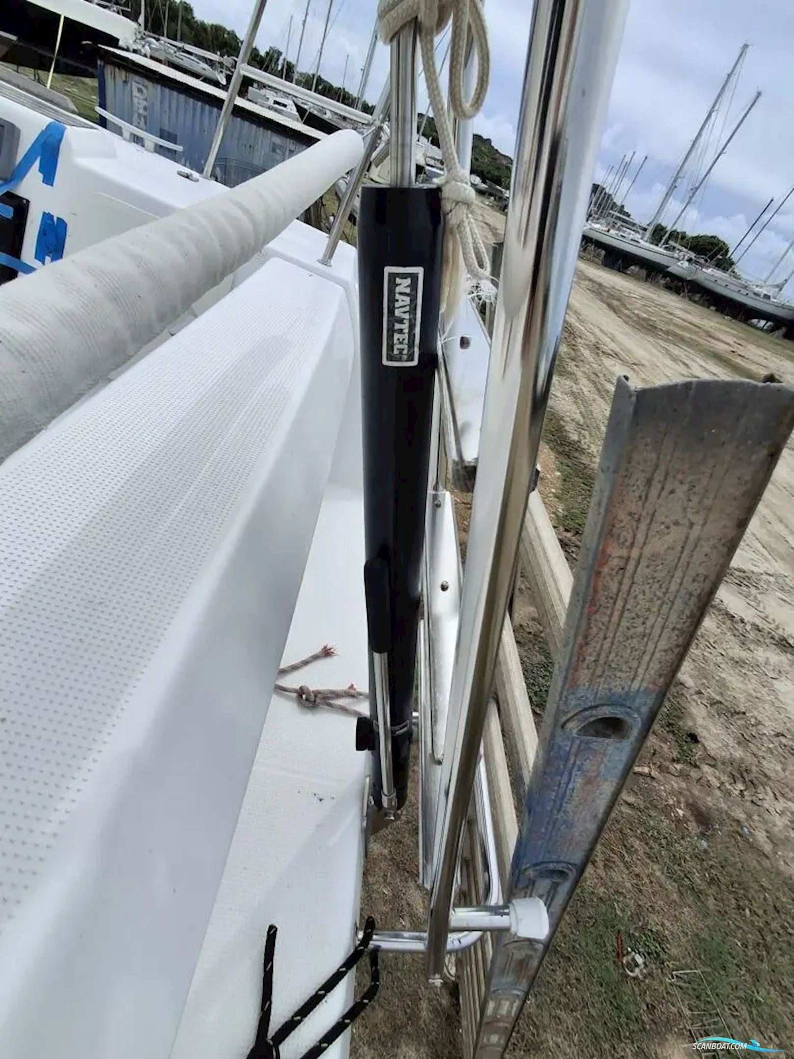 Beneteau First 40