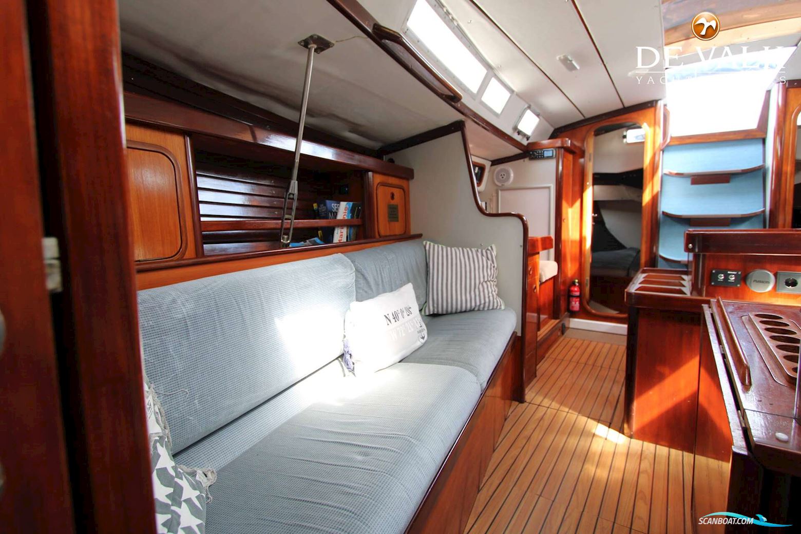 Beneteau First 405