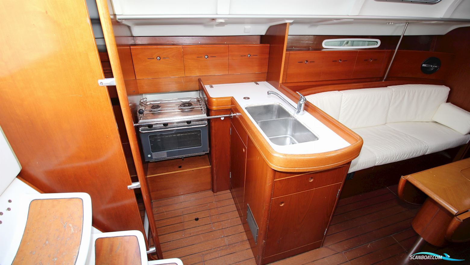 Beneteau First 40.7 - 3 Cabin