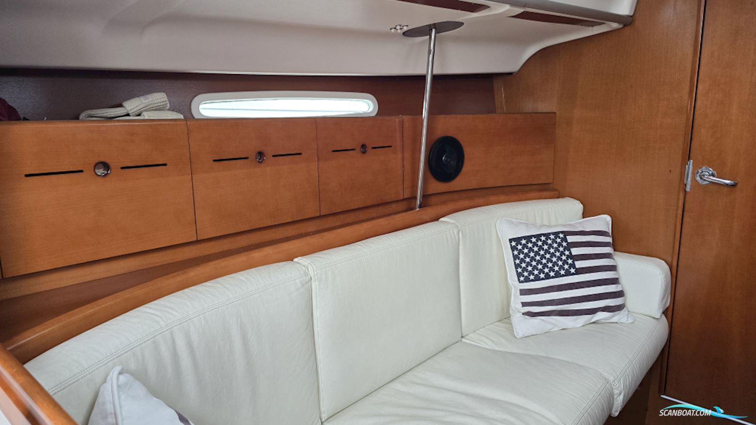 Beneteau First 40.7