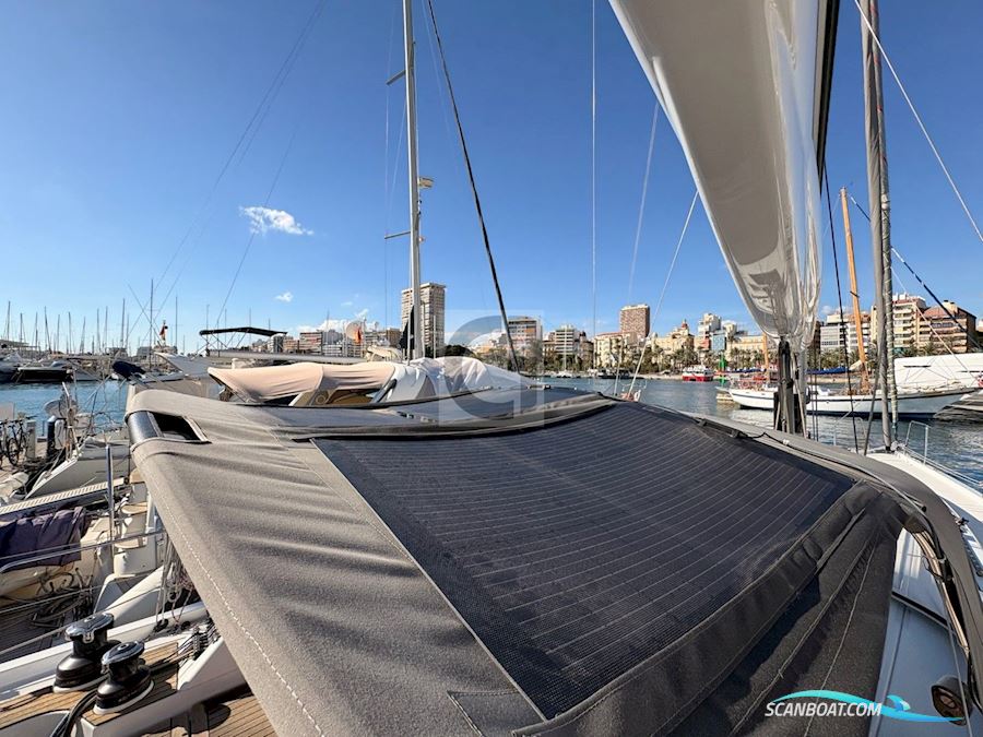 Beneteau First 44