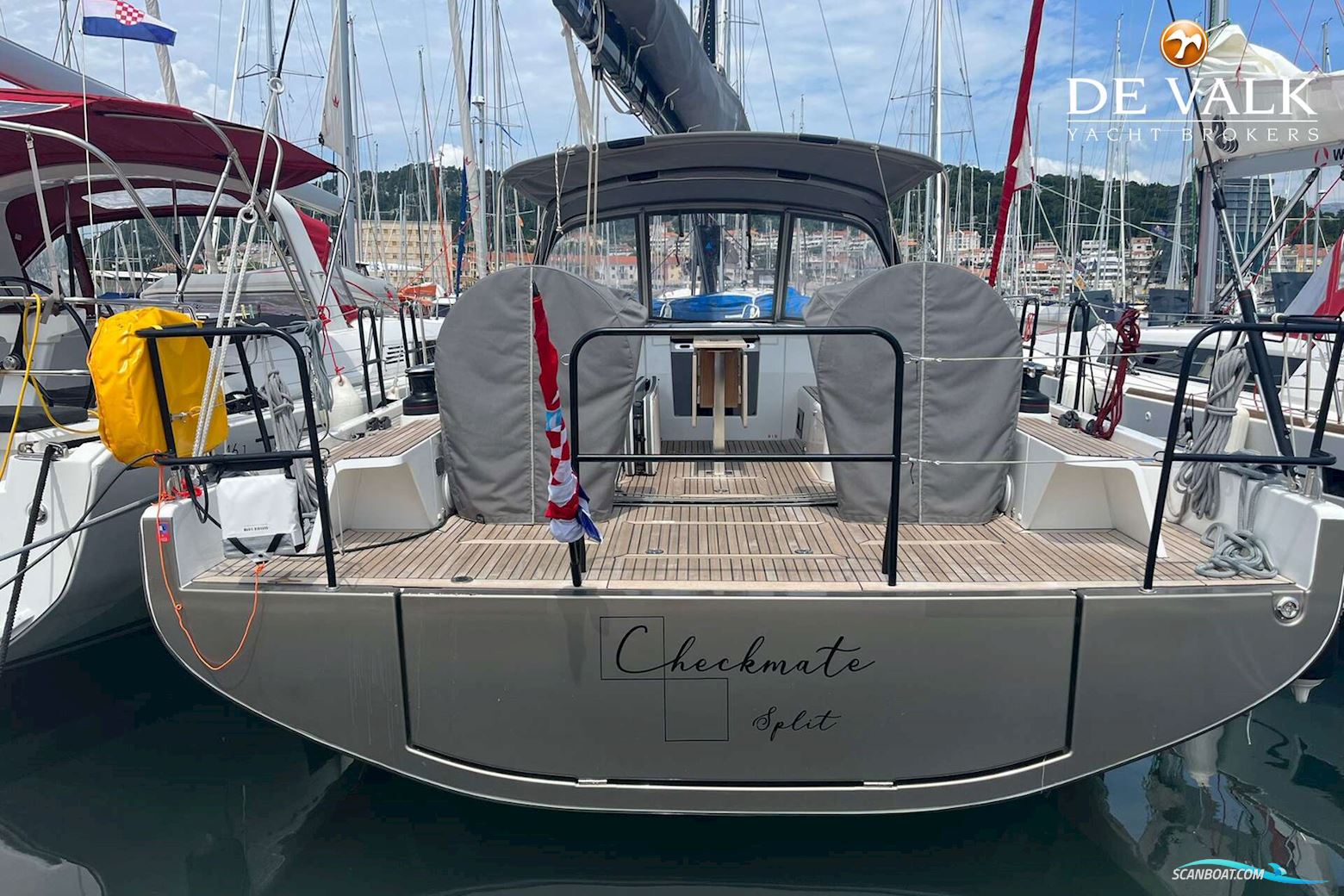 Beneteau First 44