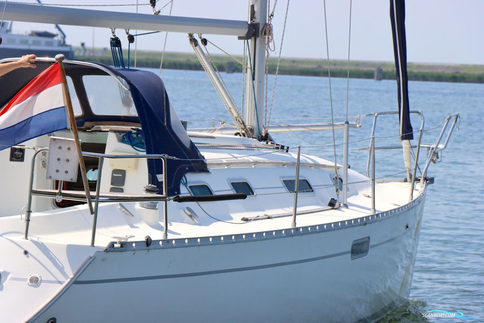 Beneteau Oceanis 300