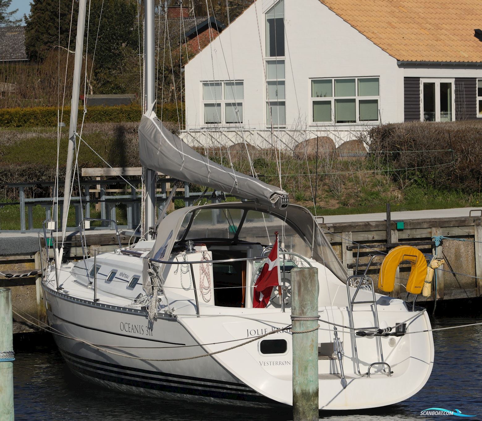 Beneteau Oceanis 311 Clipper