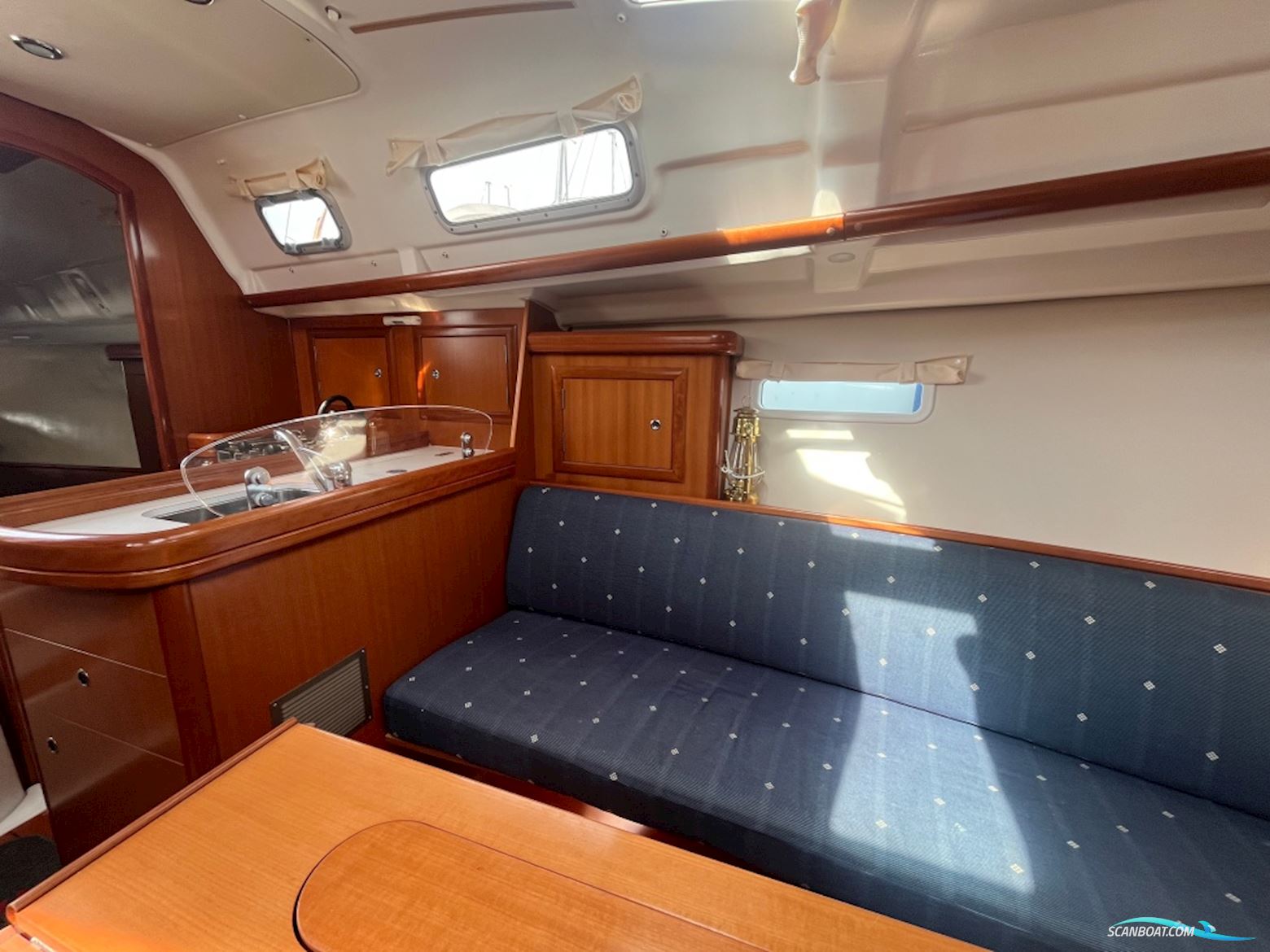 Beneteau Oceanis 323 Clipper  -  RESERVERET