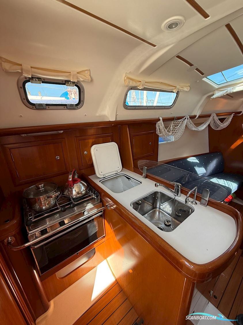 Beneteau Oceanis 323 Clipper