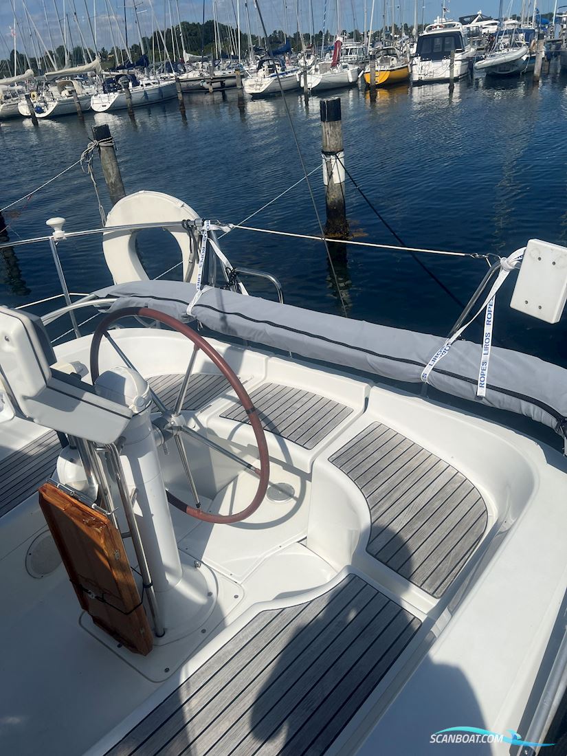Beneteau Oceanis 323 Clipper