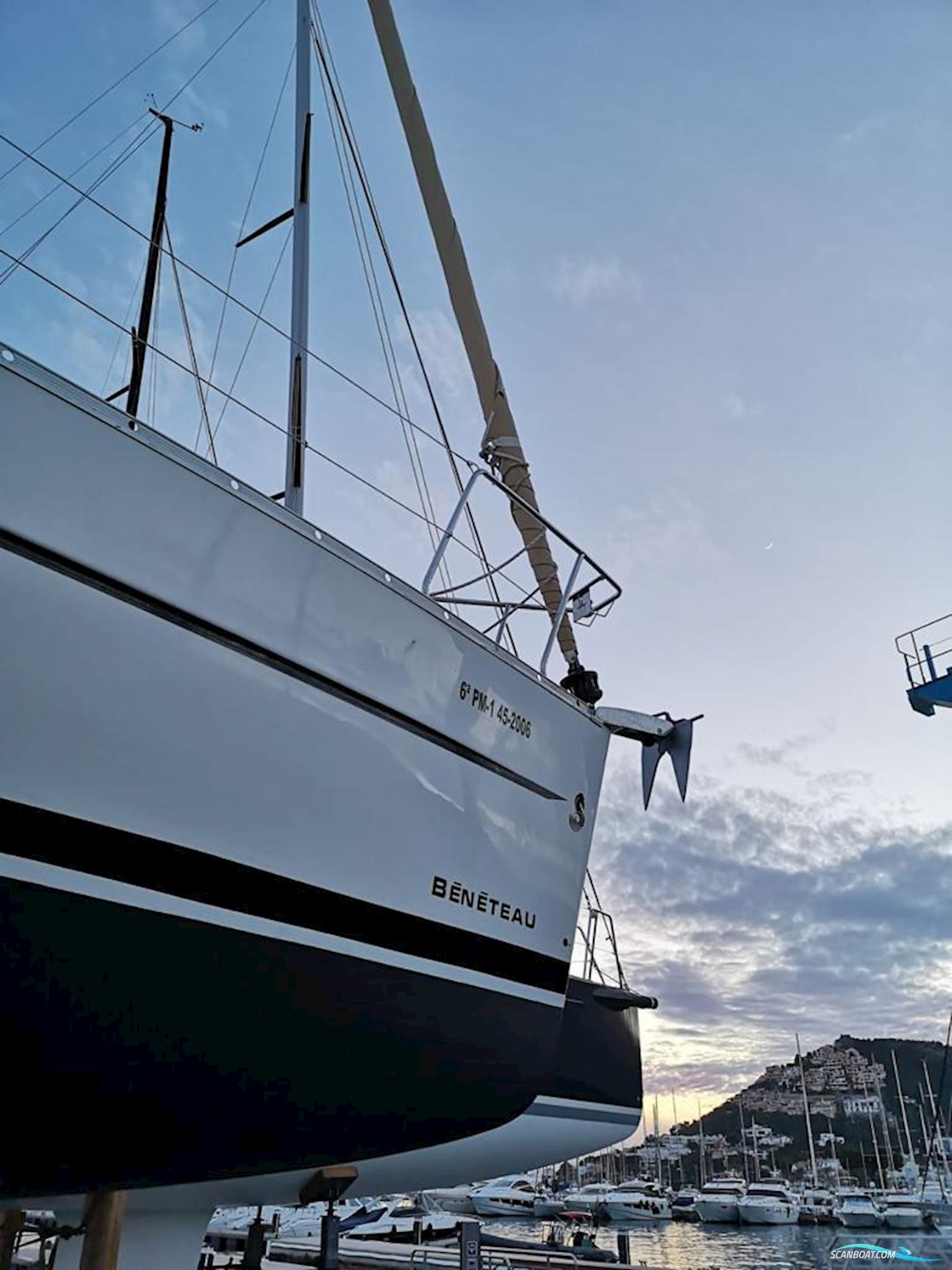 Beneteau Oceanis 323