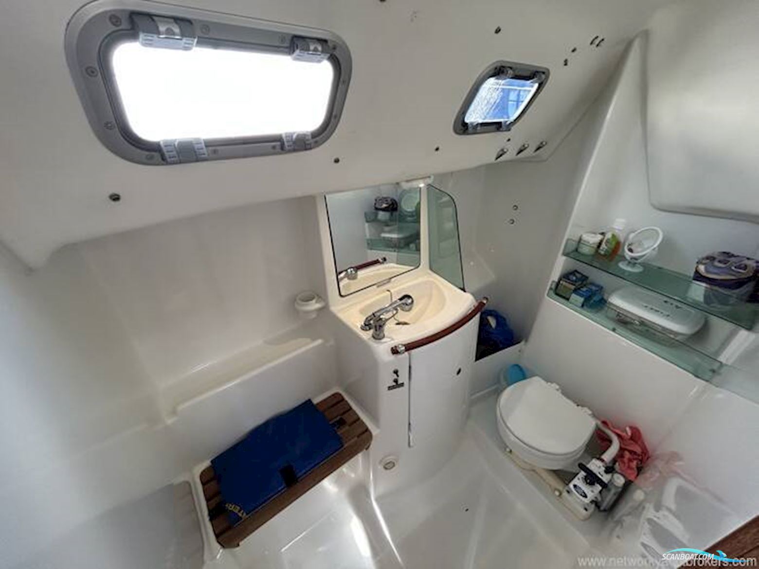 Beneteau Oceanis 323