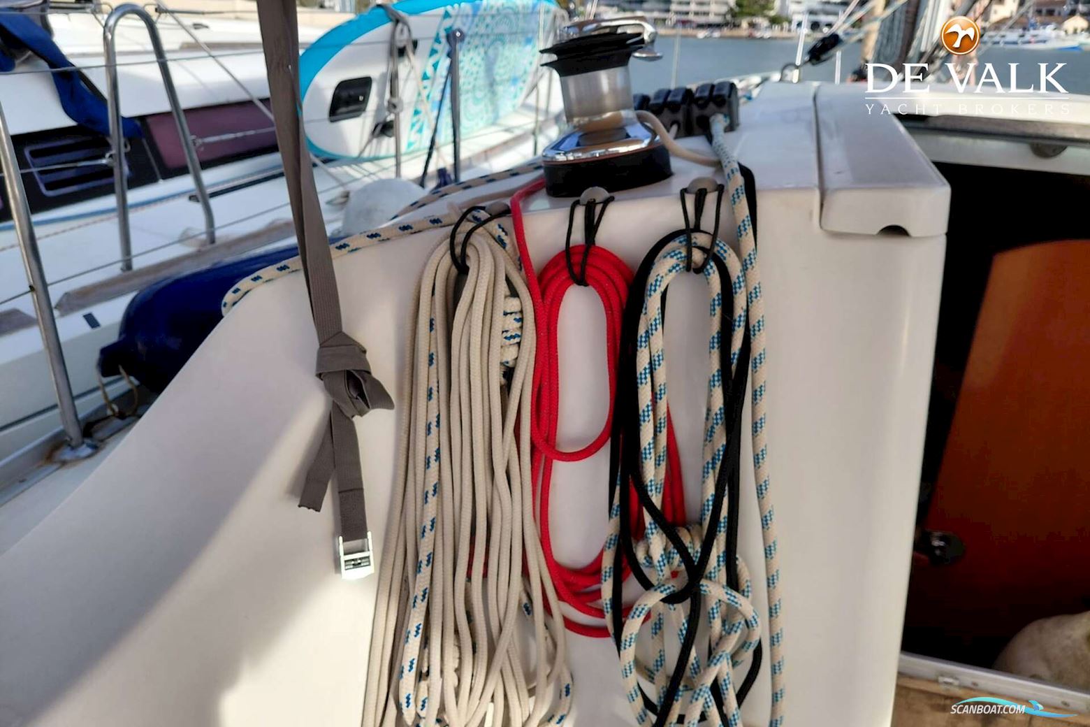 Beneteau Oceanis 323