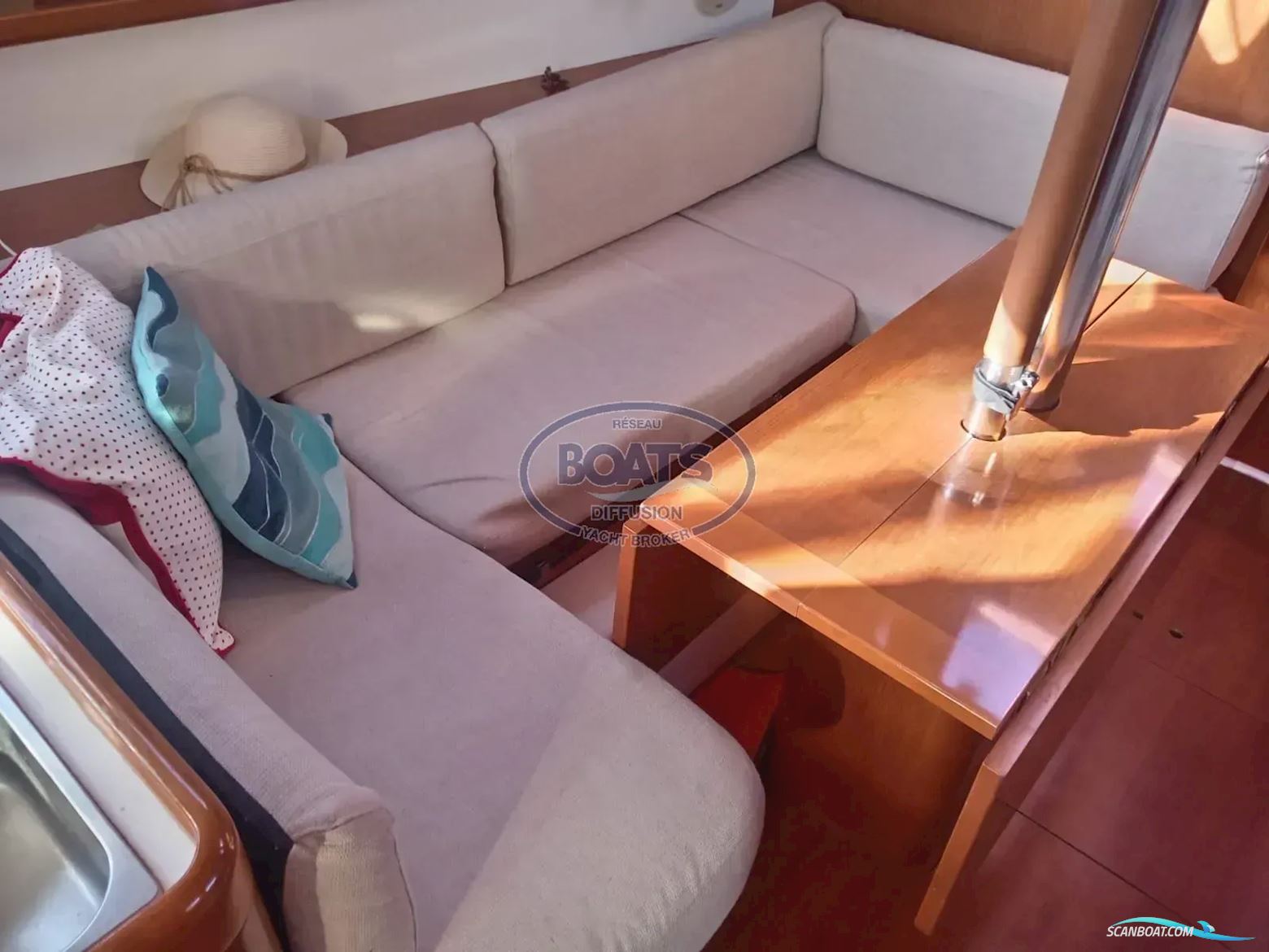 Beneteau Oceanis 34