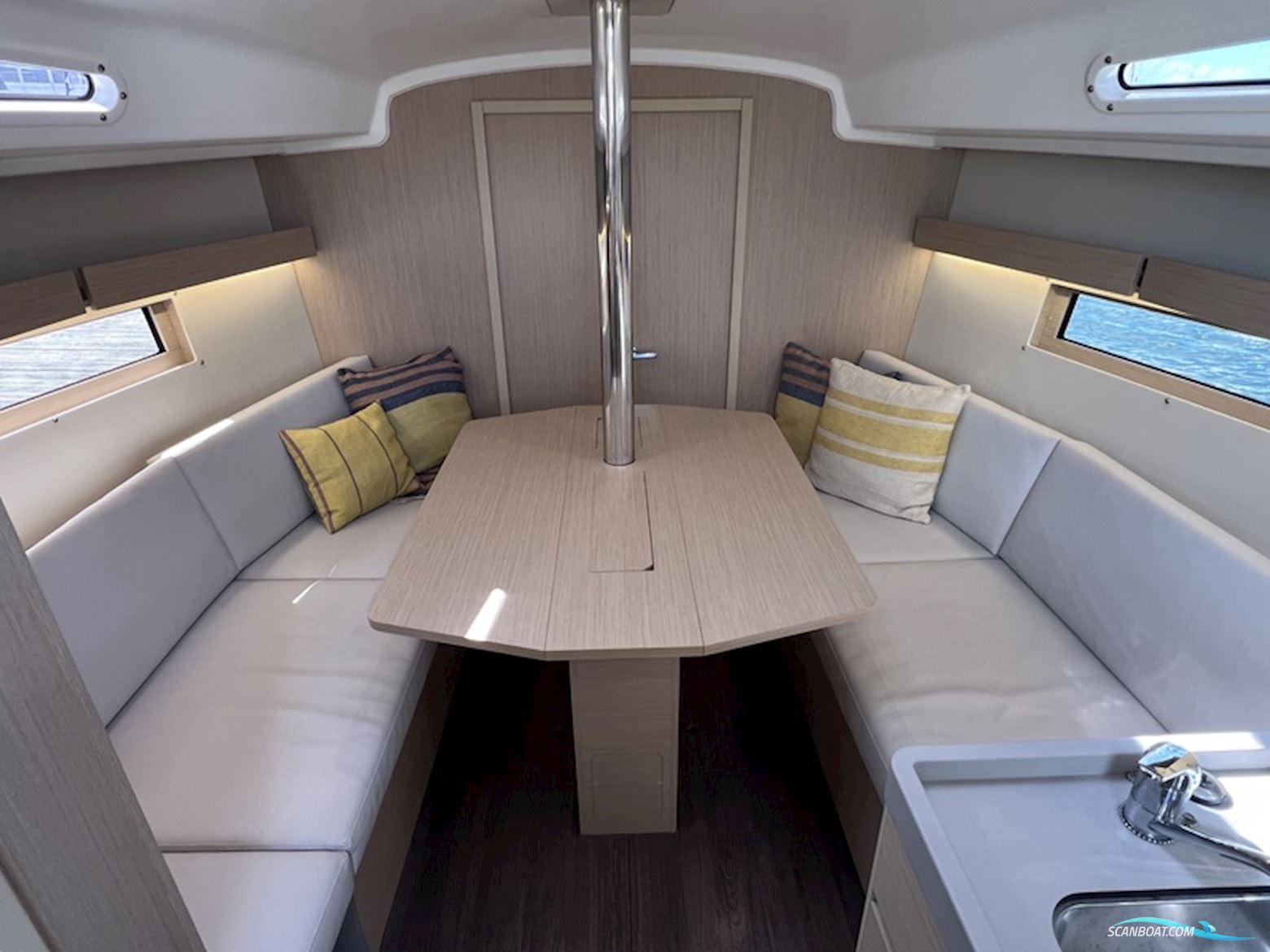 Beneteau Oceanis 34.1 F.L.
