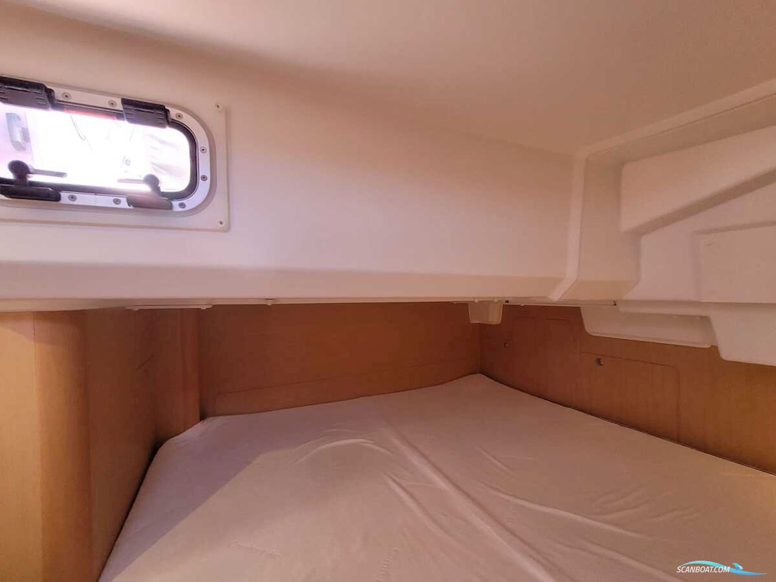 Beneteau Oceanis 35