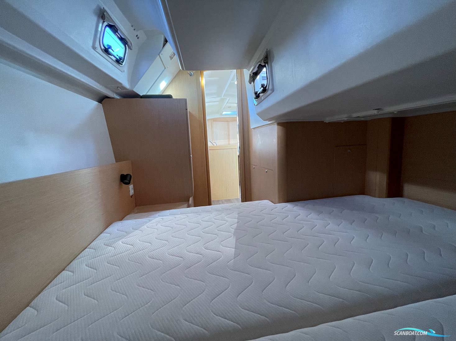 Beneteau Oceanis 35.1