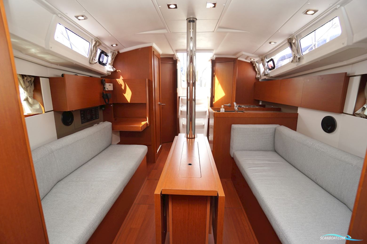 Beneteau Oceanis 35.1