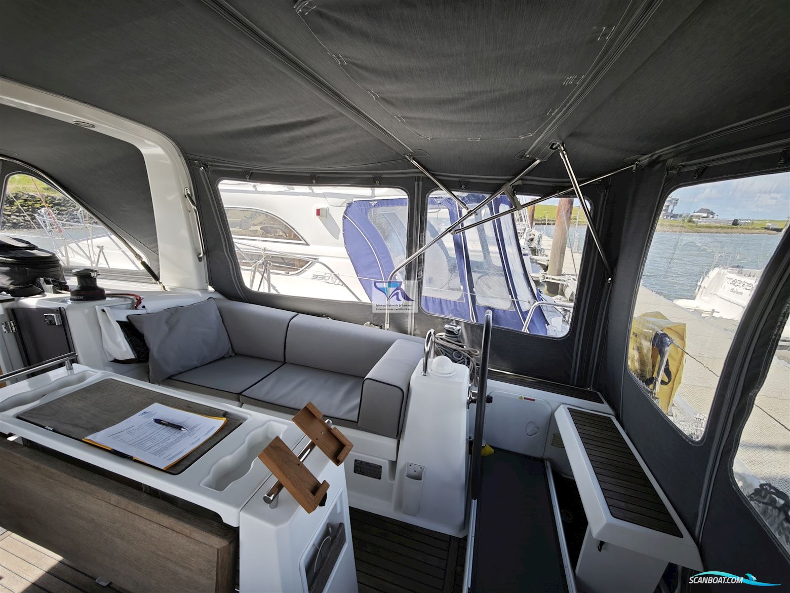 Beneteau OCEANIS 35.1