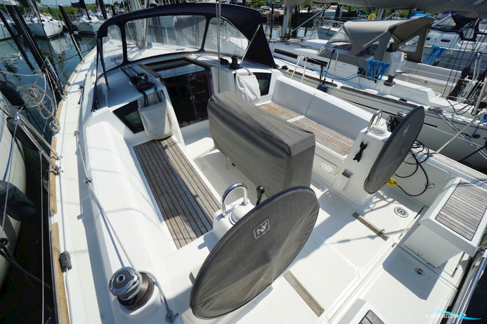 Beneteau Oceanis 35.1