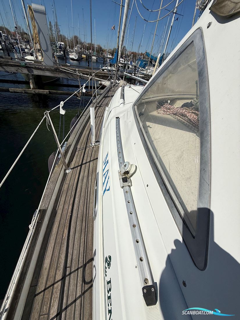 Beneteau Oceanis 36CC