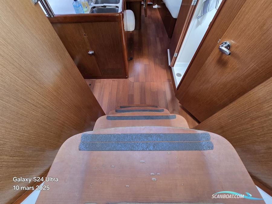 Beneteau Oceanis 37 Limited Edition