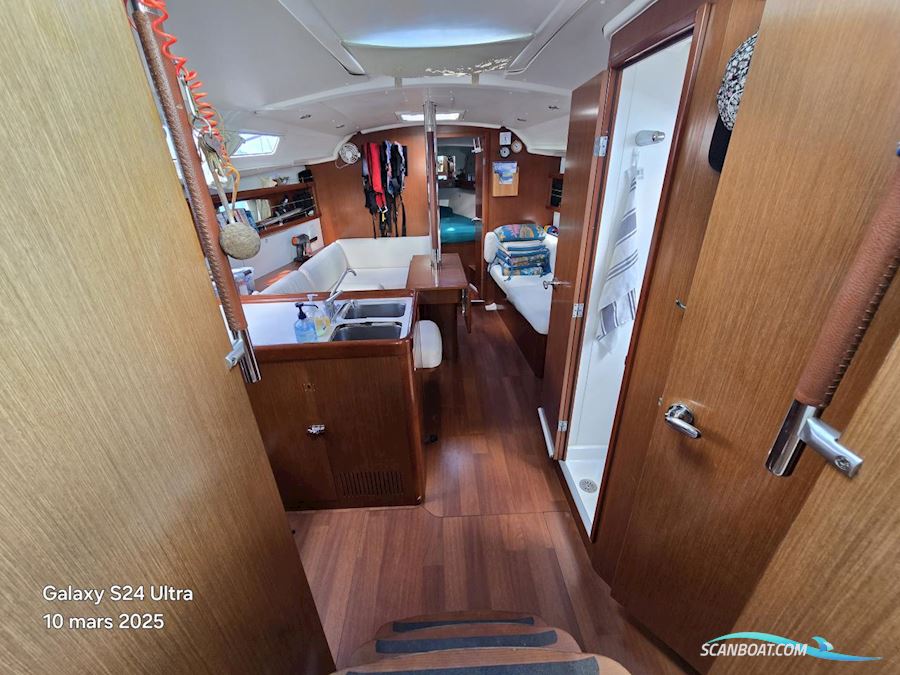 Beneteau Oceanis 37 Limited Edition