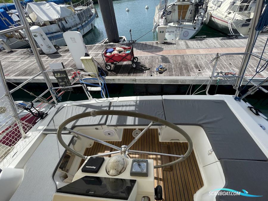 Beneteau Oceanis 37