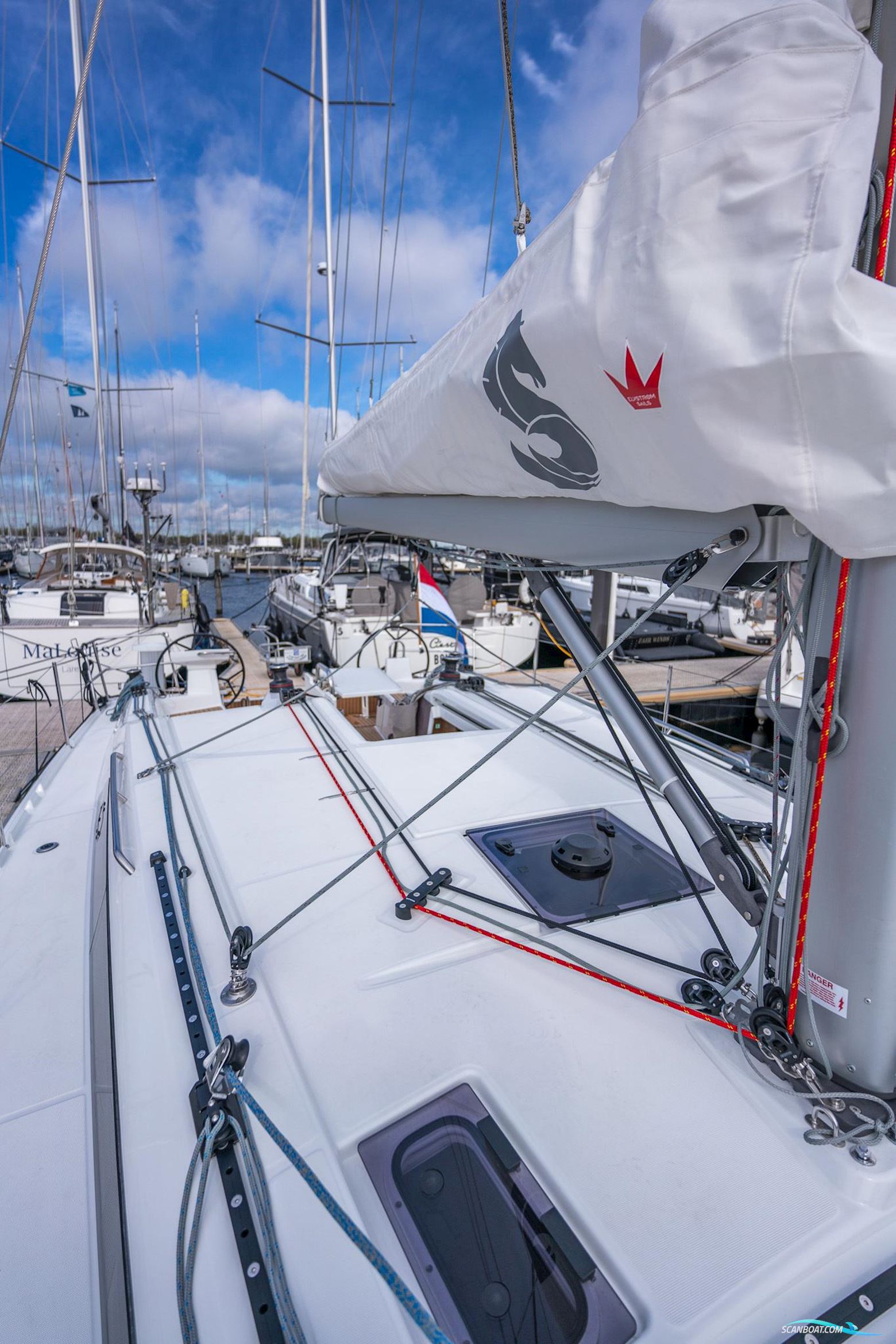 Beneteau Oceanis 37.1