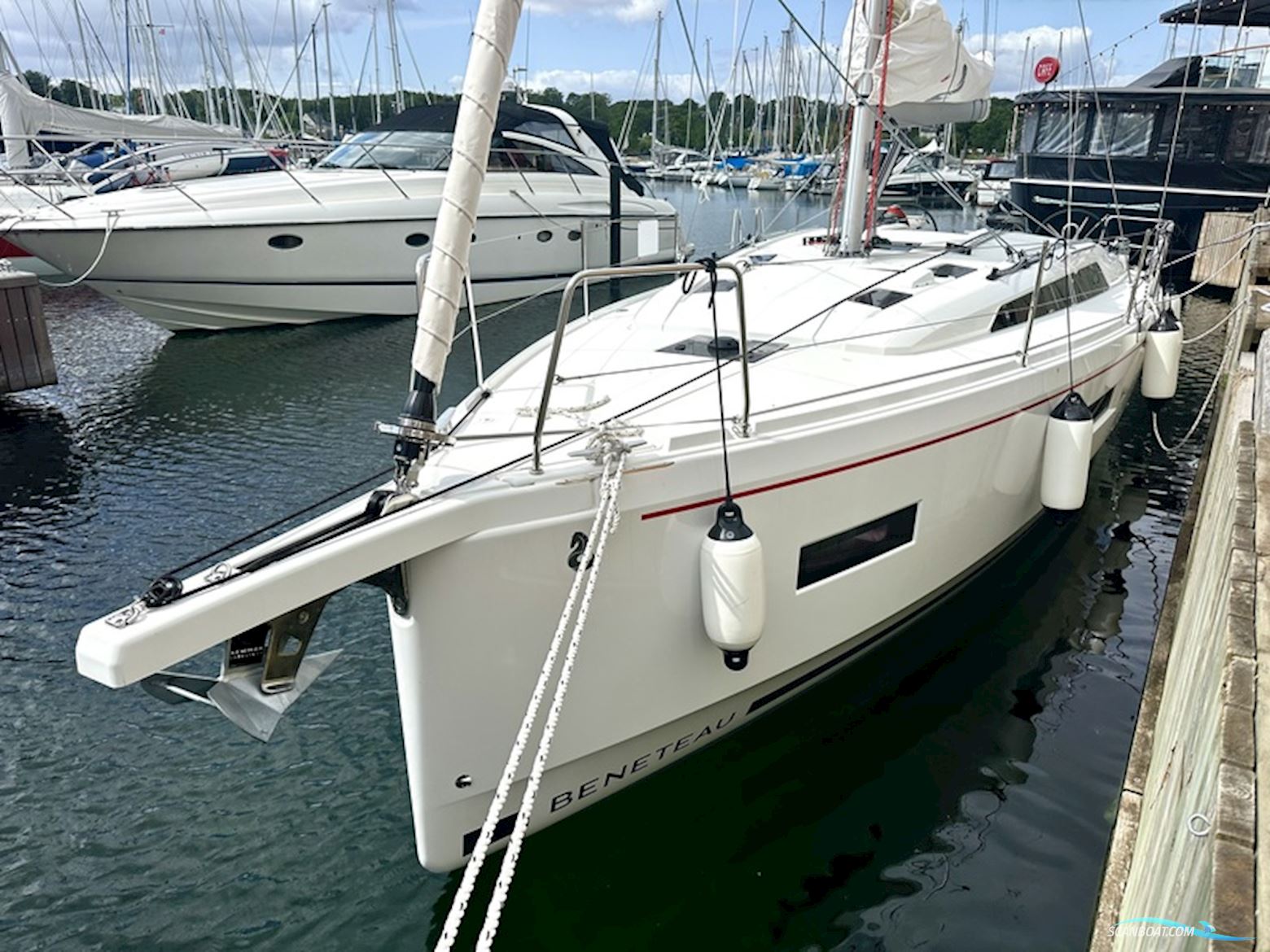 Beneteau Oceanis 37.1