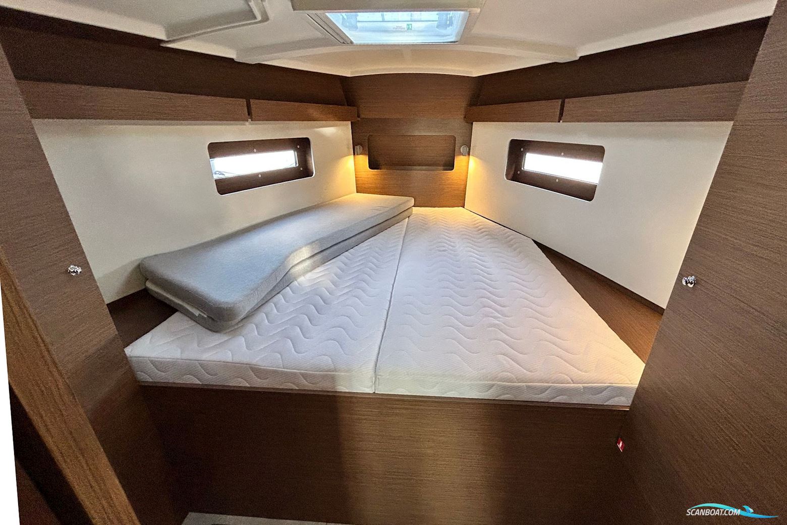 Beneteau Oceanis 37.1