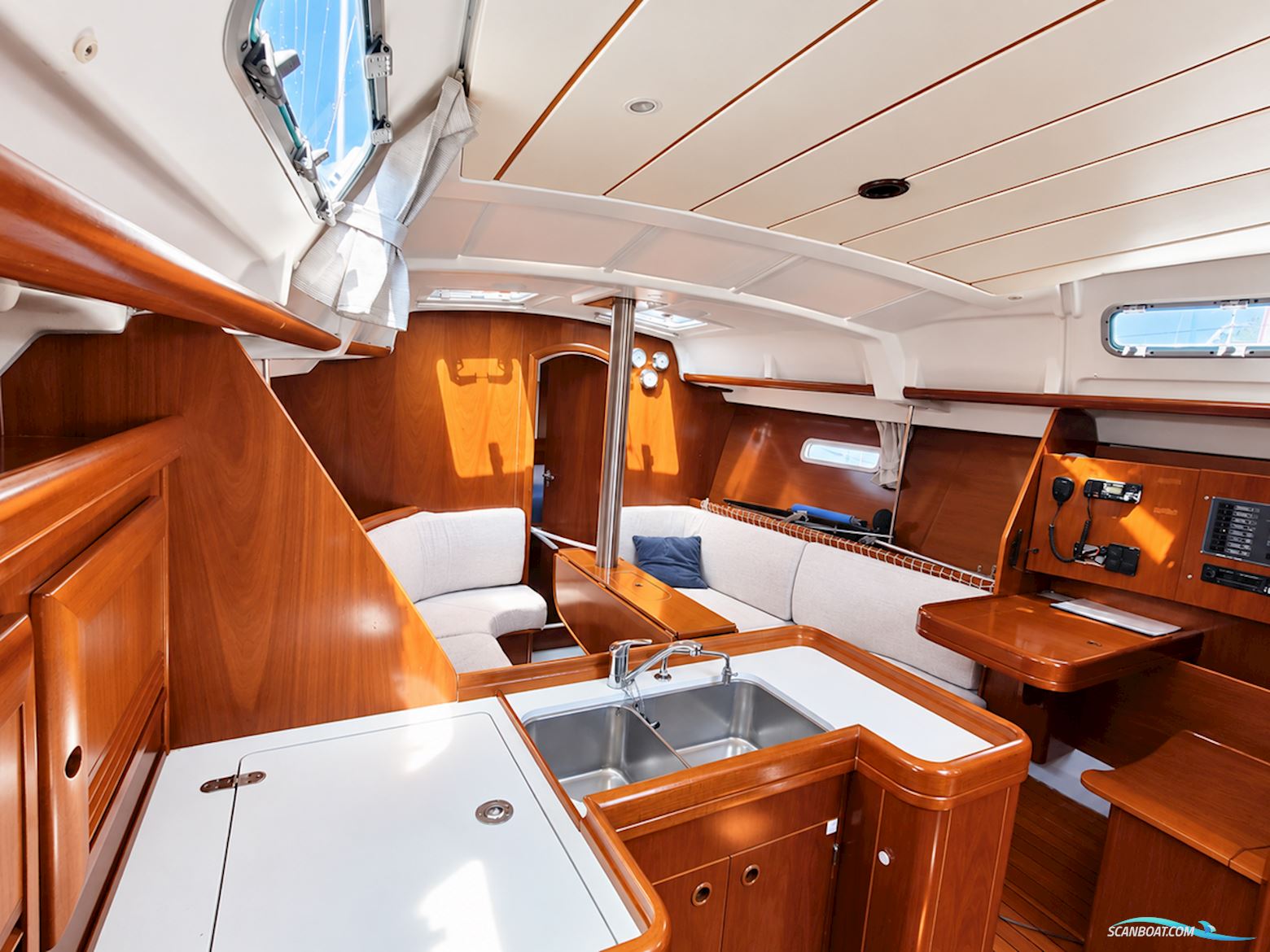 Beneteau Oceanis 373 Clipper