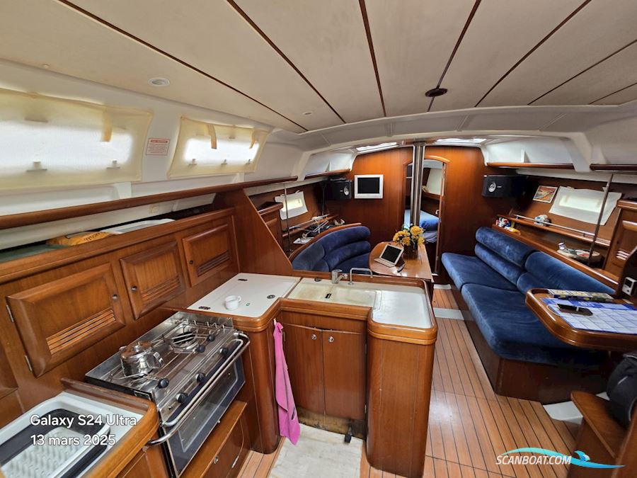 Beneteau Oceanis 373
