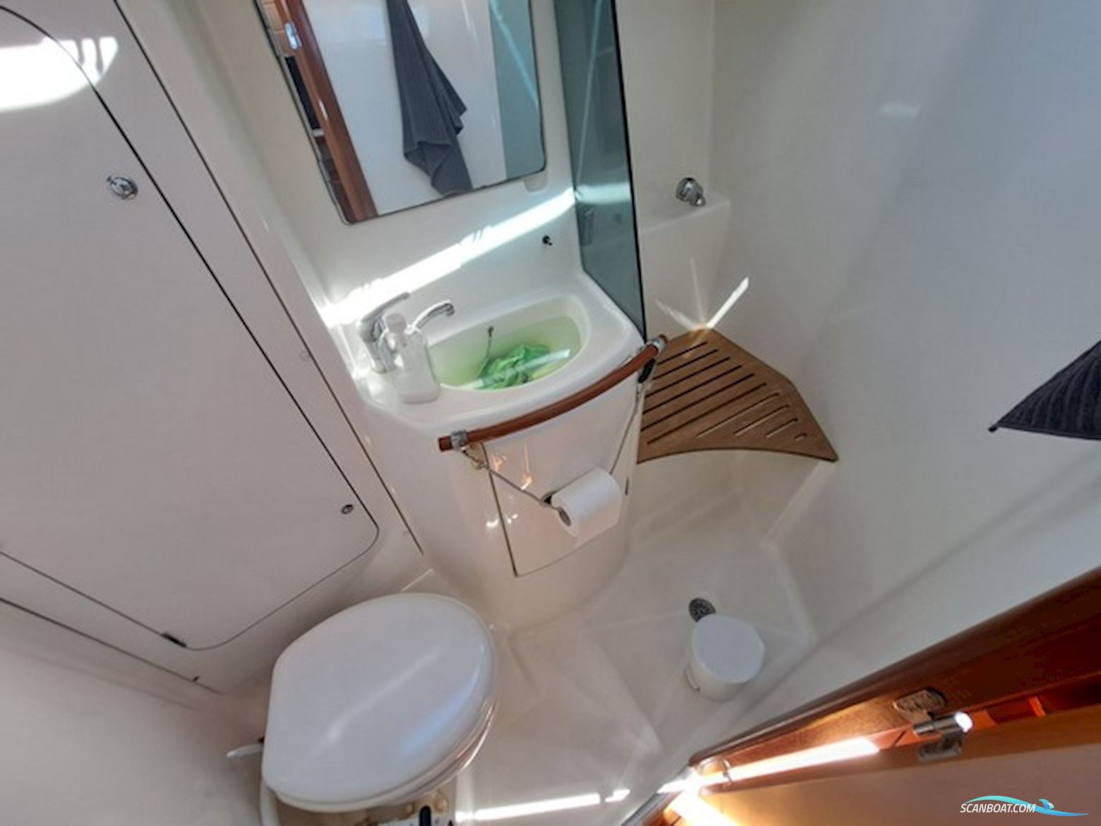 Beneteau Oceanis 373