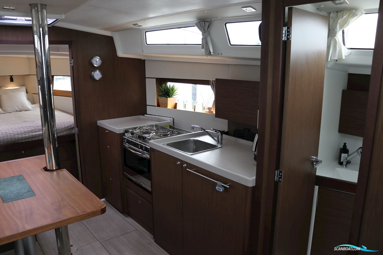 Beneteau Oceanis 38.1 Performance