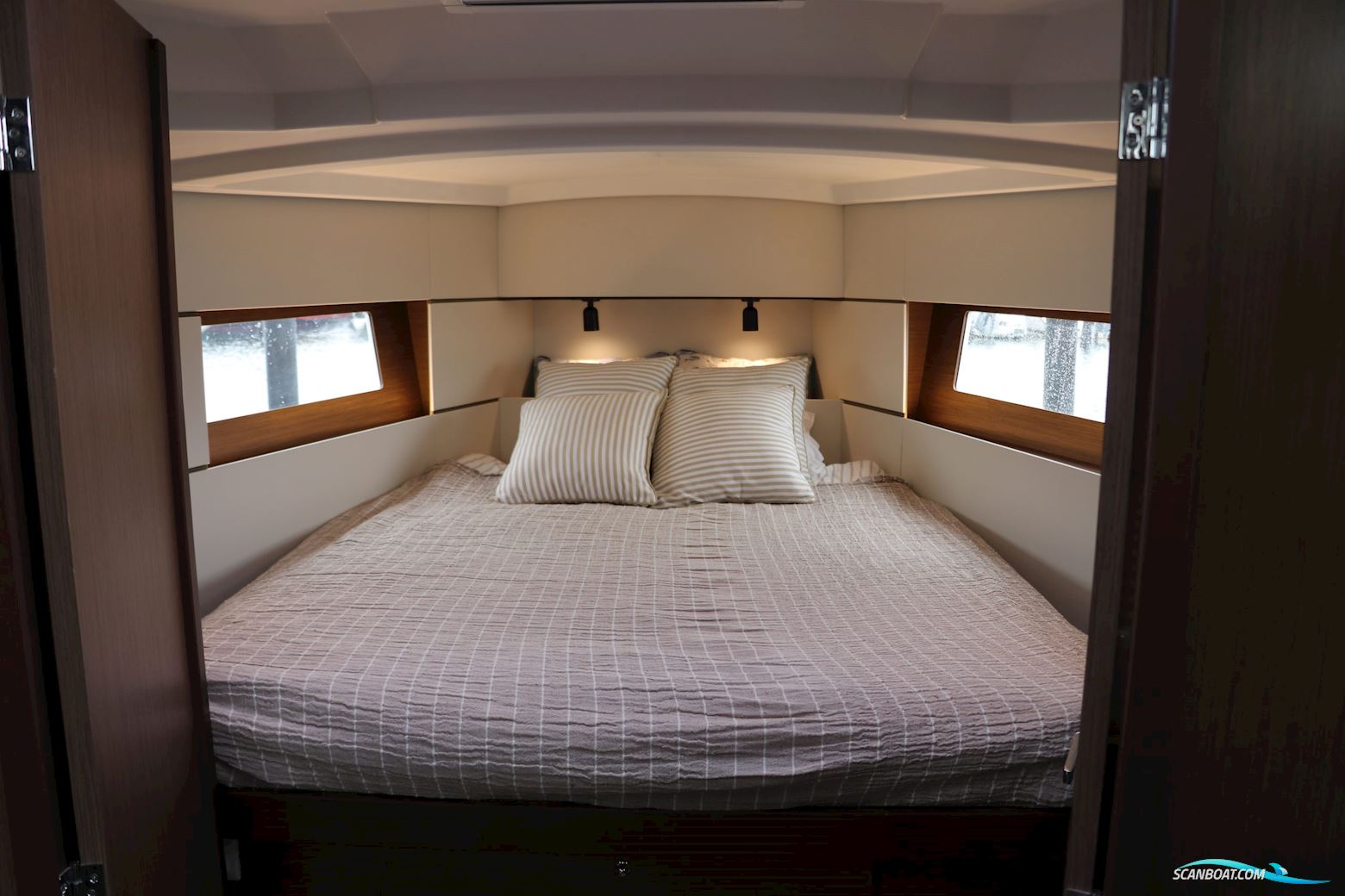 Beneteau Oceanis 38.1 Performance