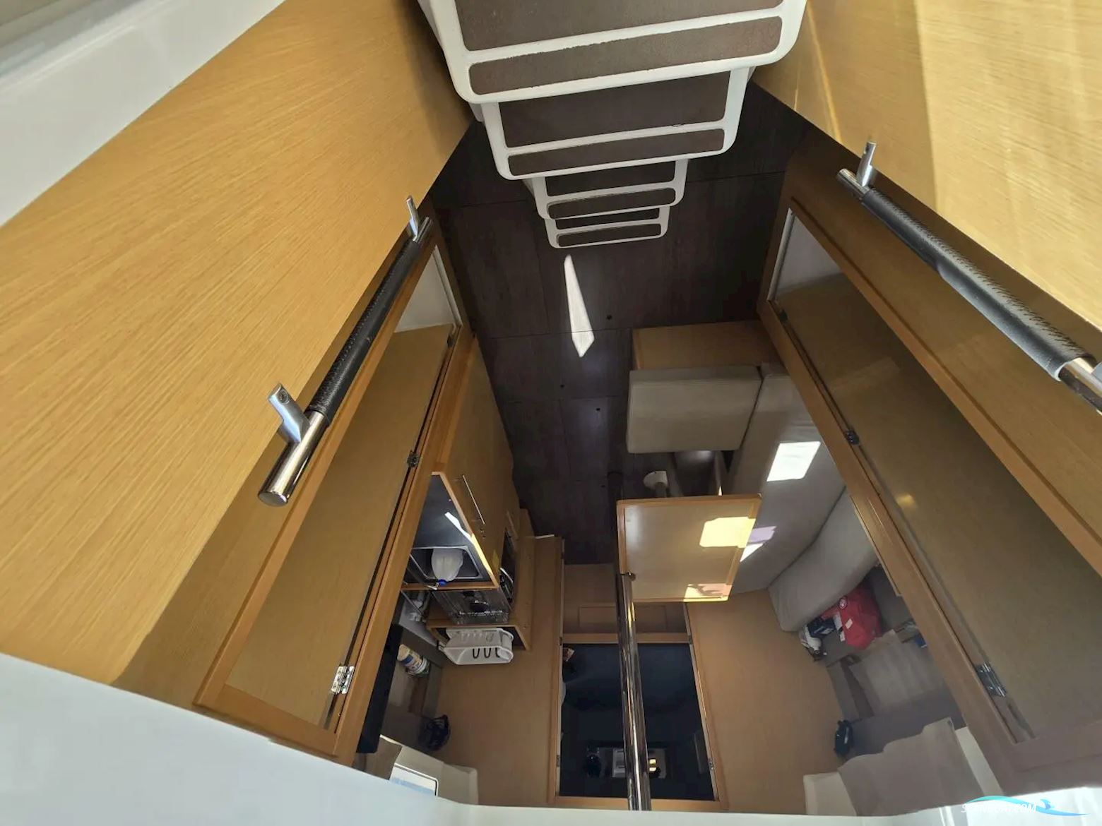 Beneteau Oceanis 38.1