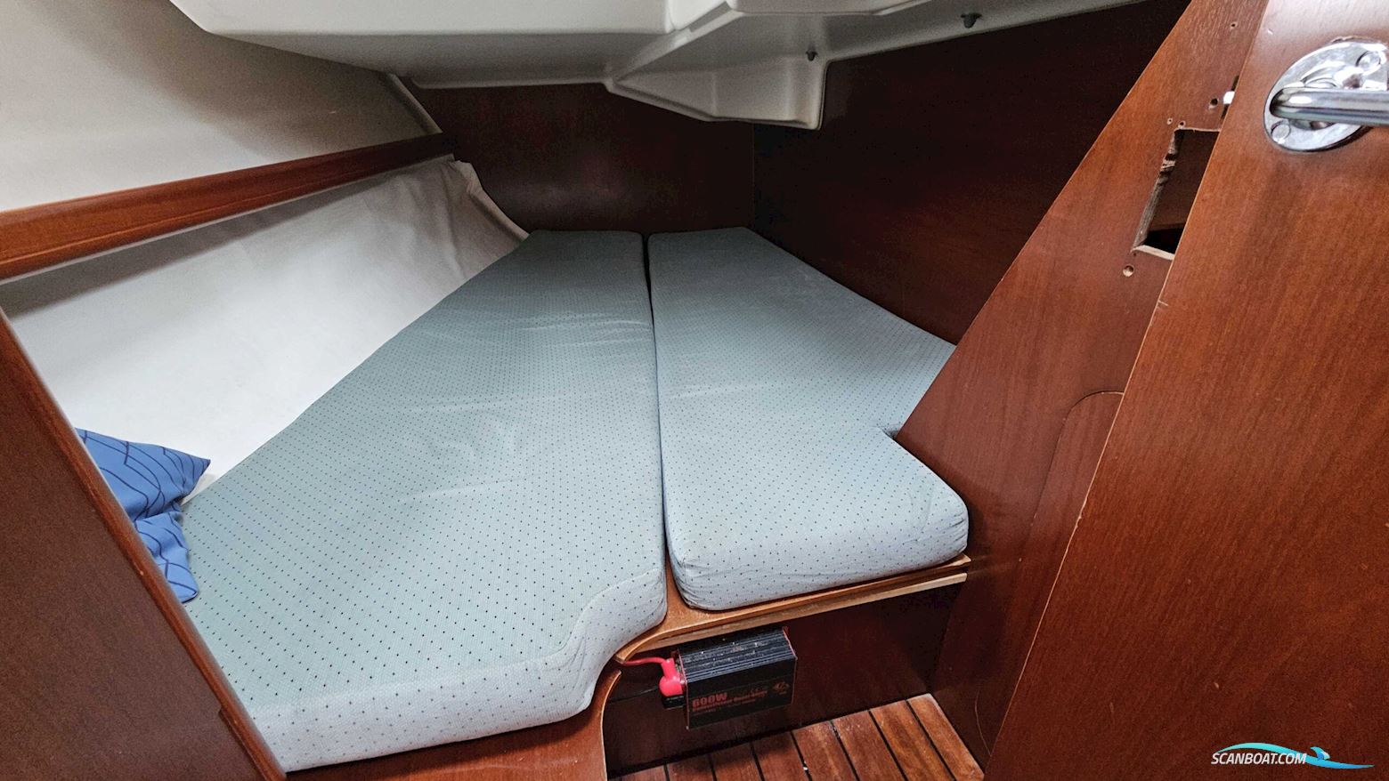 Beneteau Oceanis 381