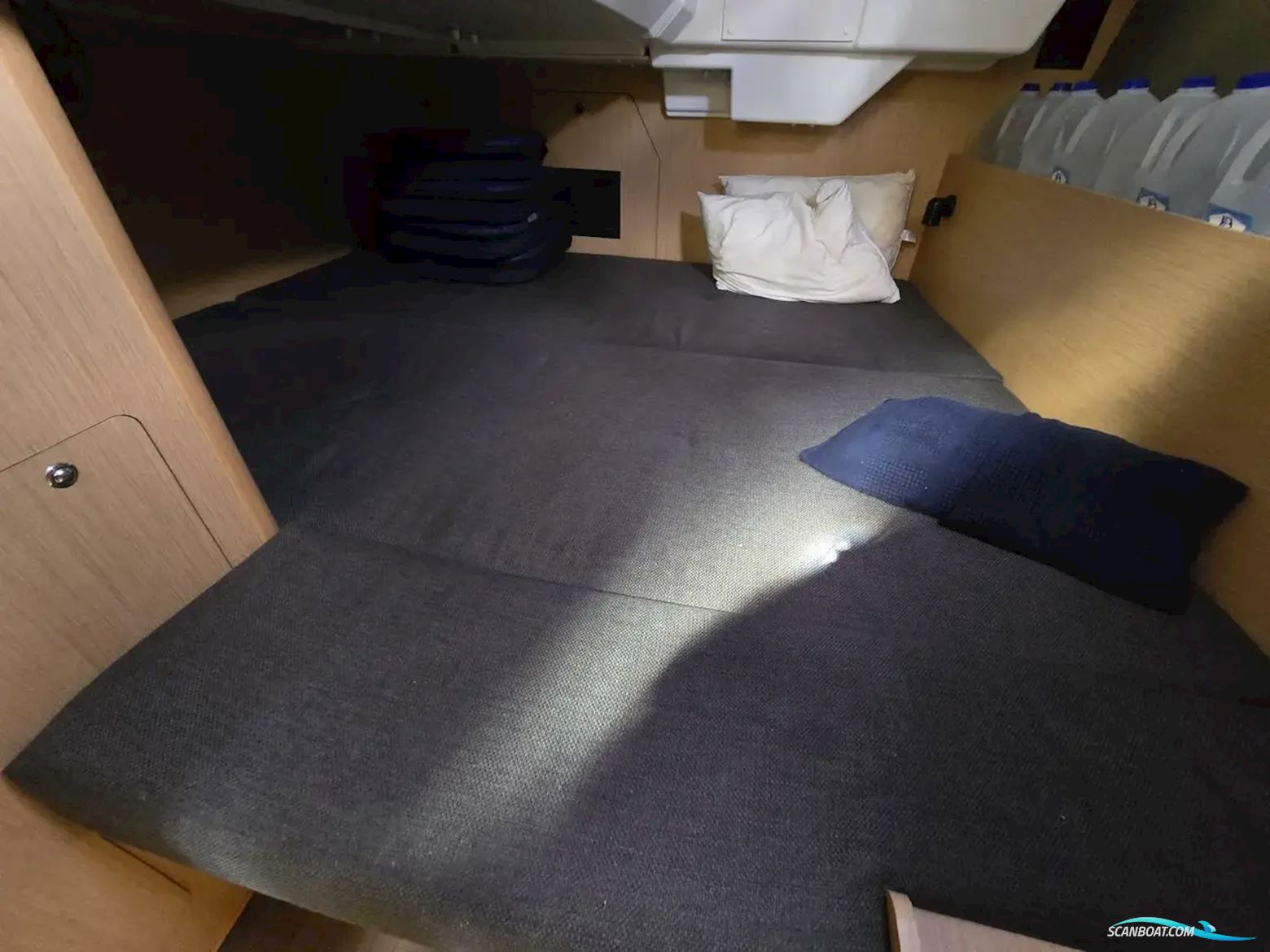 Beneteau Oceanis 38.1