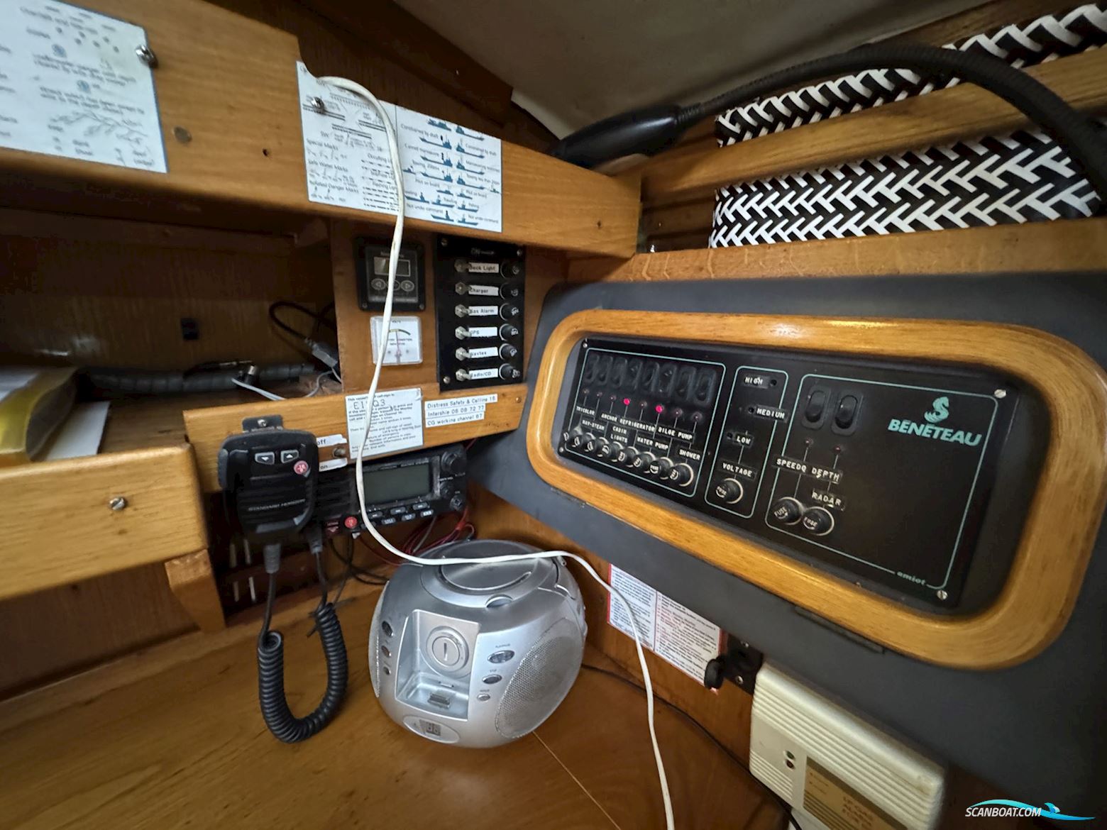 Beneteau Oceanis 390 - 1988