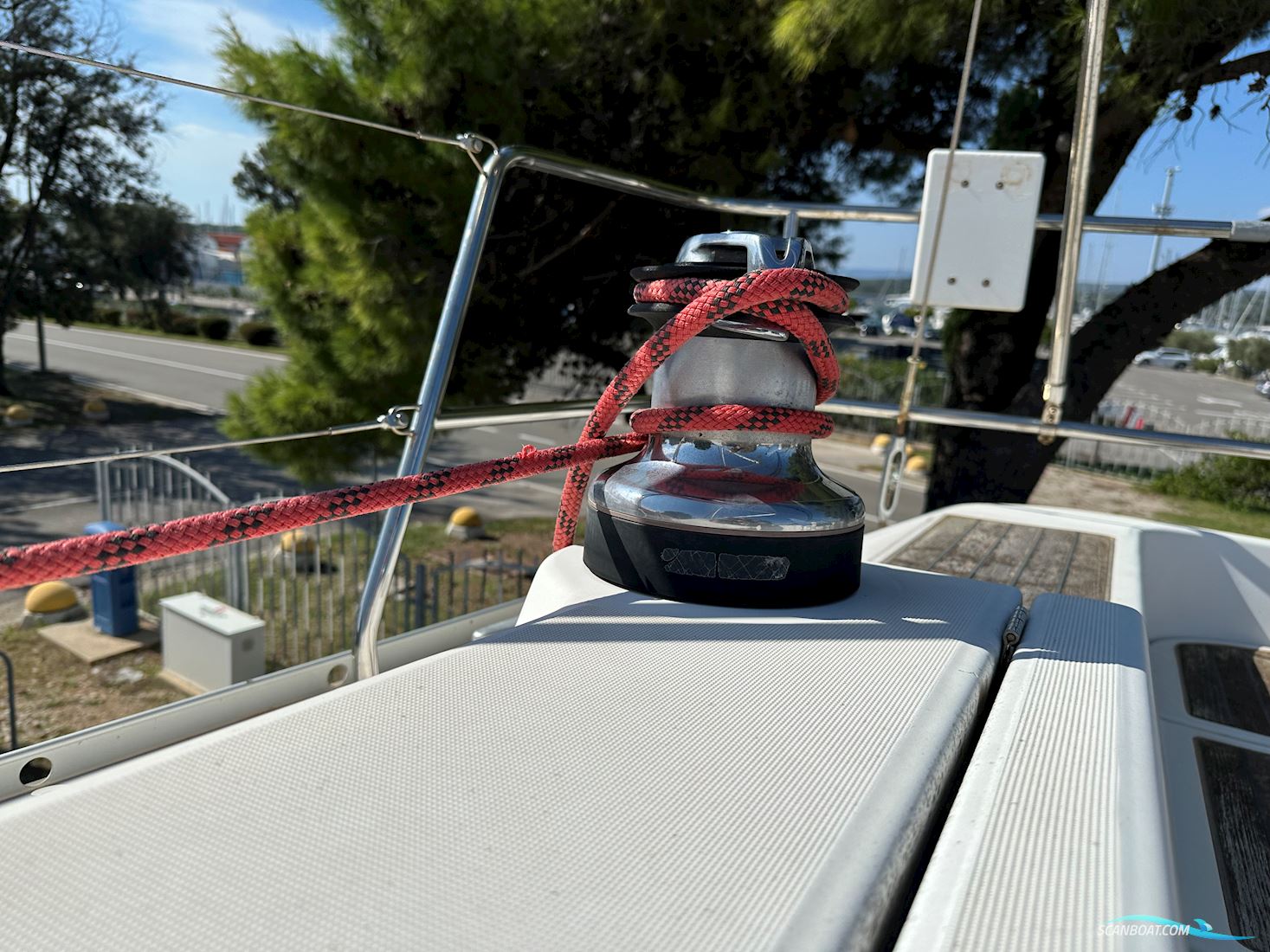 Beneteau Oceanis 393