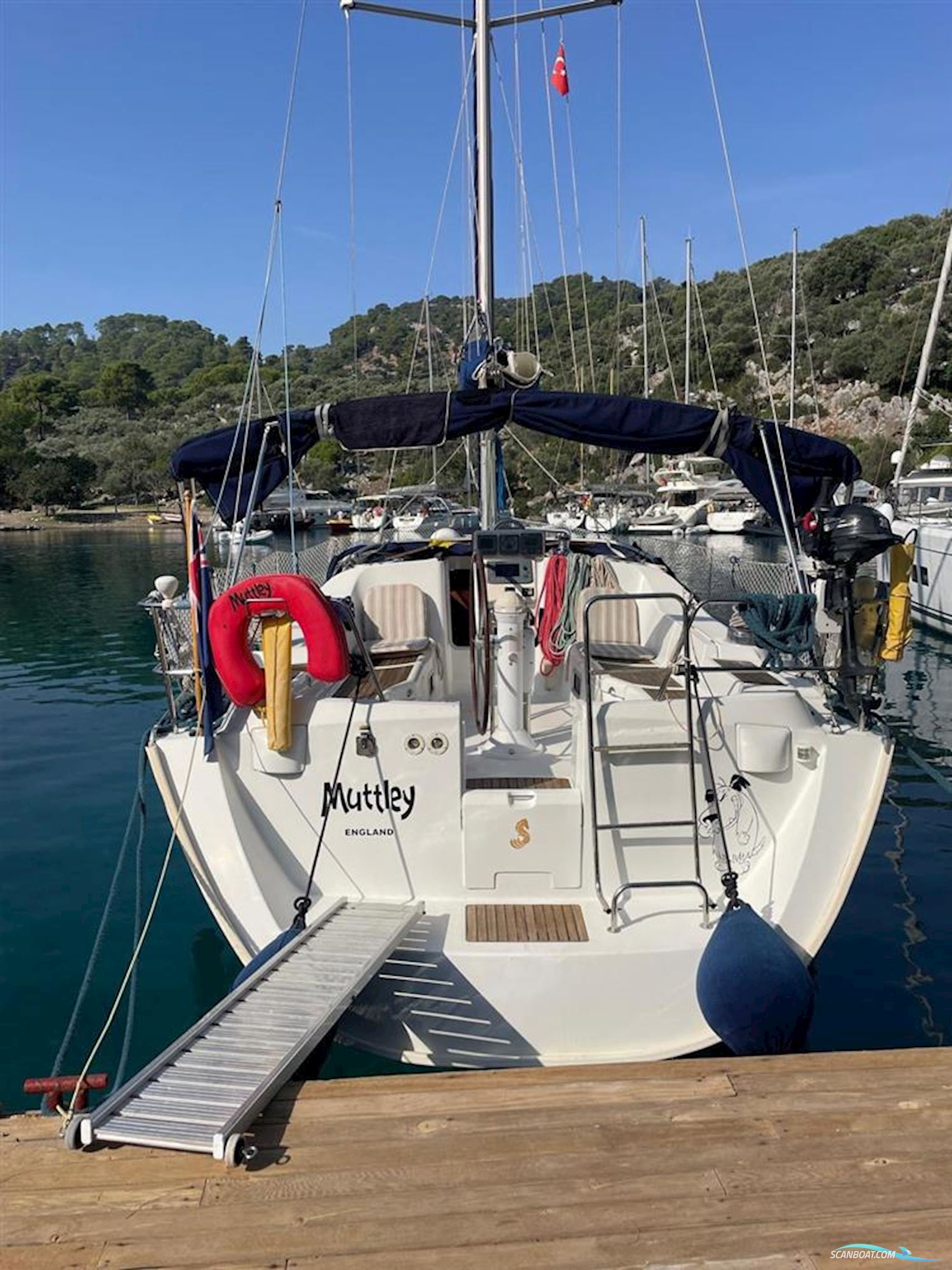 Beneteau Oceanis 393