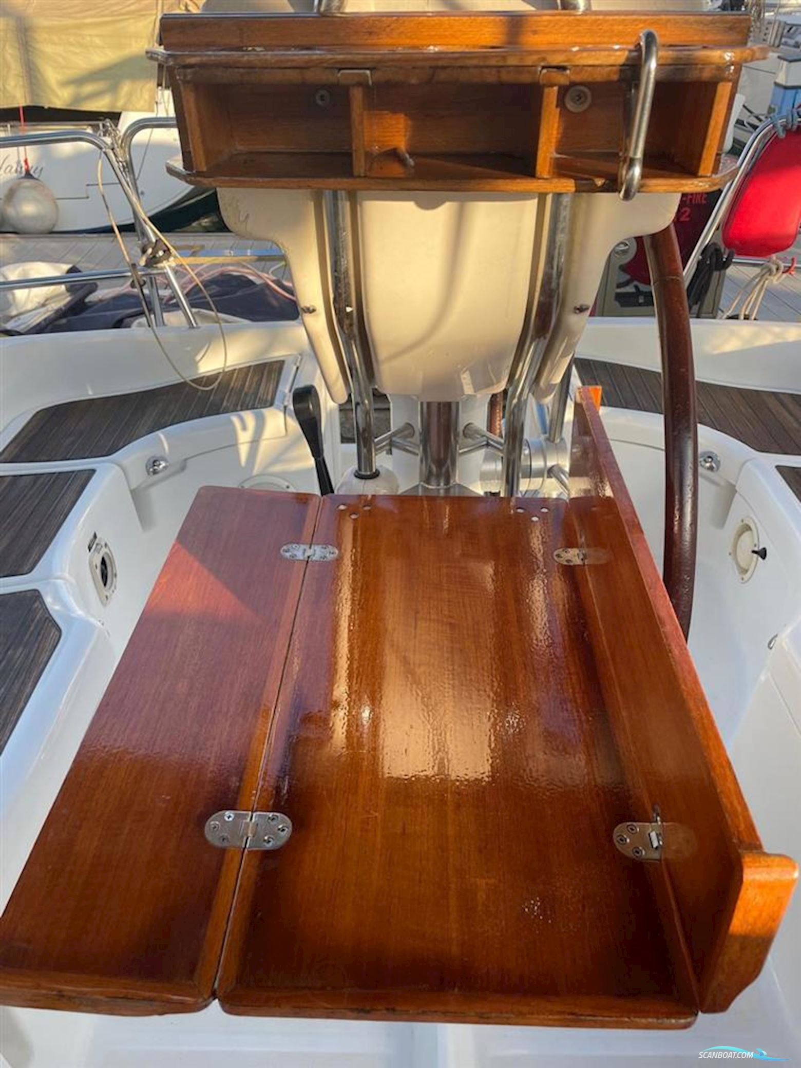 Beneteau Oceanis 393