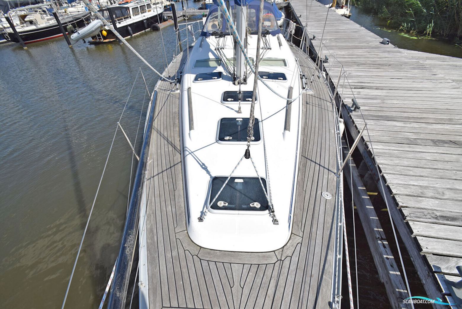 Beneteau Oceanis 393